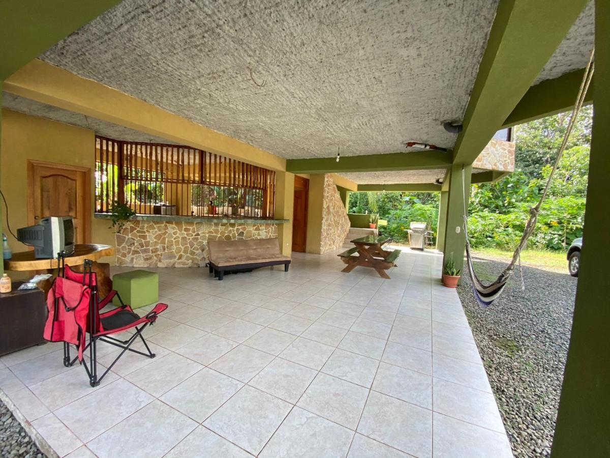 Bahia Ballena Rooms Uvita Exterior photo