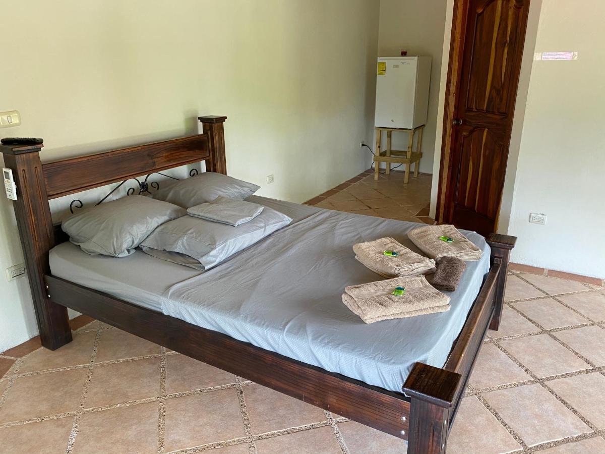 Bahia Ballena Rooms Uvita Exterior photo